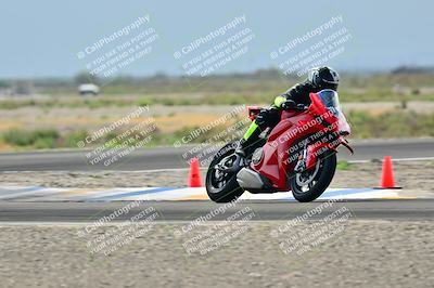 media/Apr-18-2025-TrackDaz (Fri) [[45f5874c44]]/B Group/Session 2 (Turn 7)/